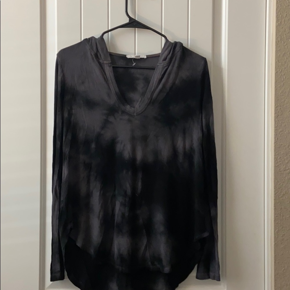 HOODED LONGSLEEVE